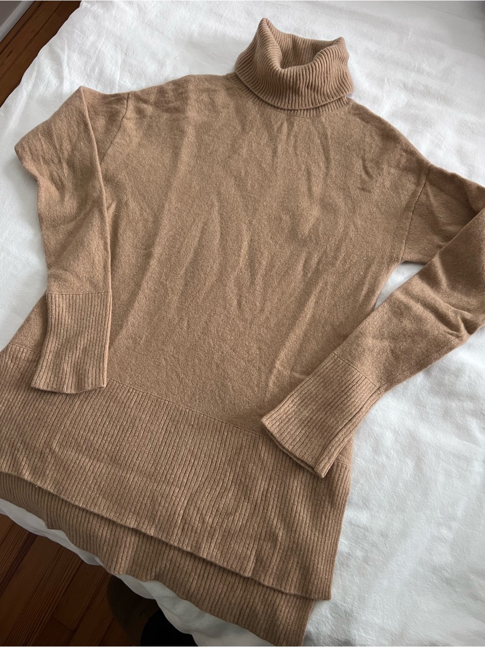 Neiman Marcus Cashmere Sweater
